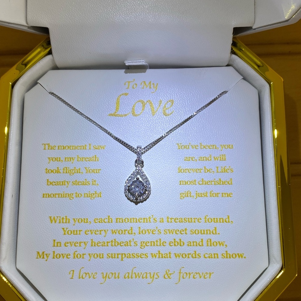 Silver Pendant Necklace